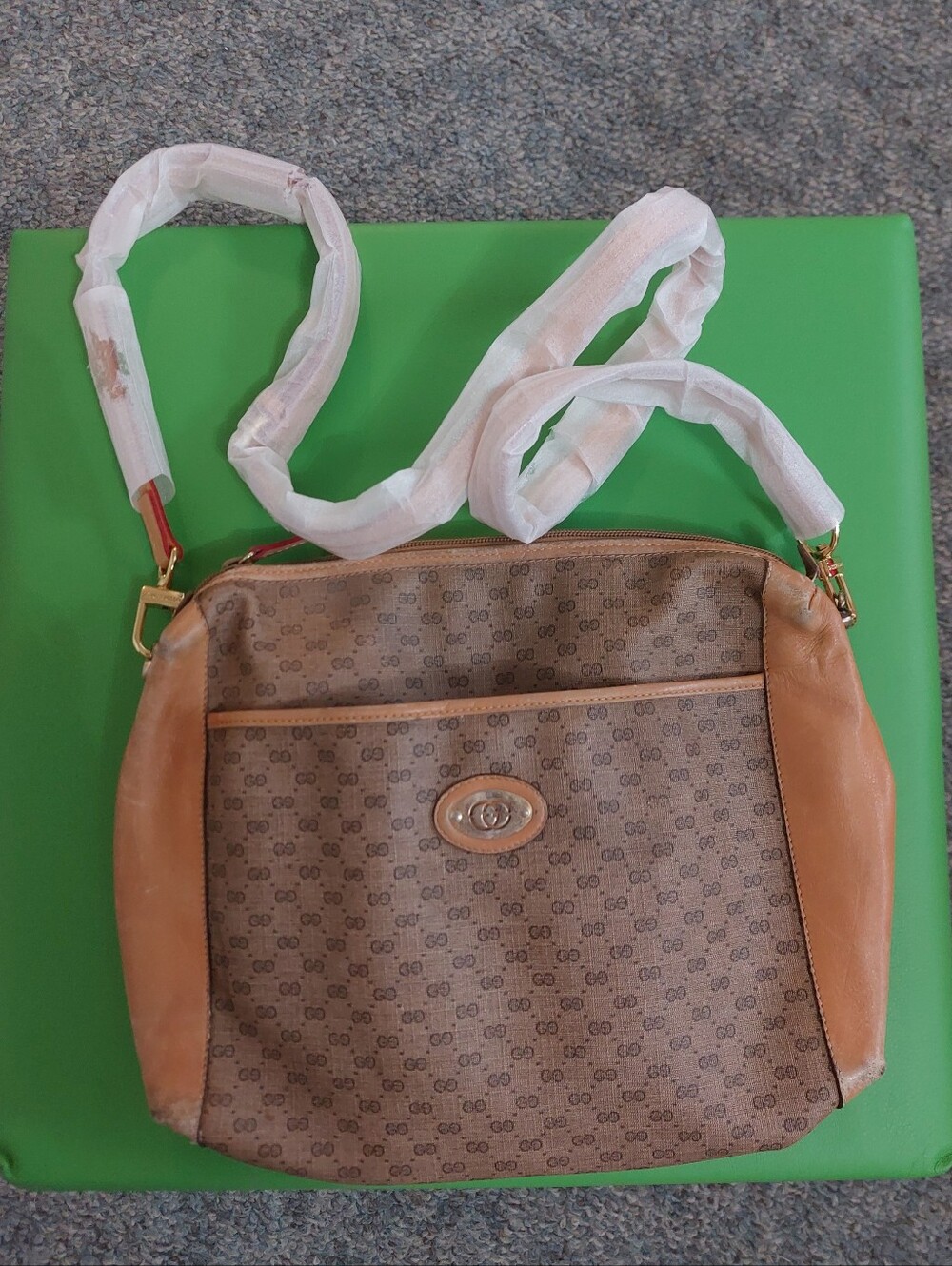 Vintage GUCCI Micro GG Supreme bag